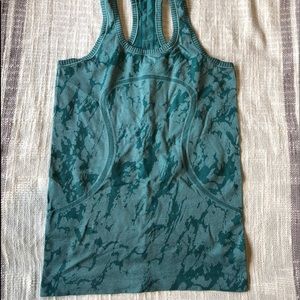 Lululemon Tank